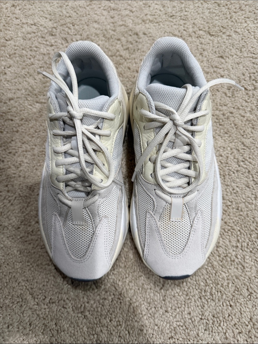 Adidas Yeezy Boost 700 Analog